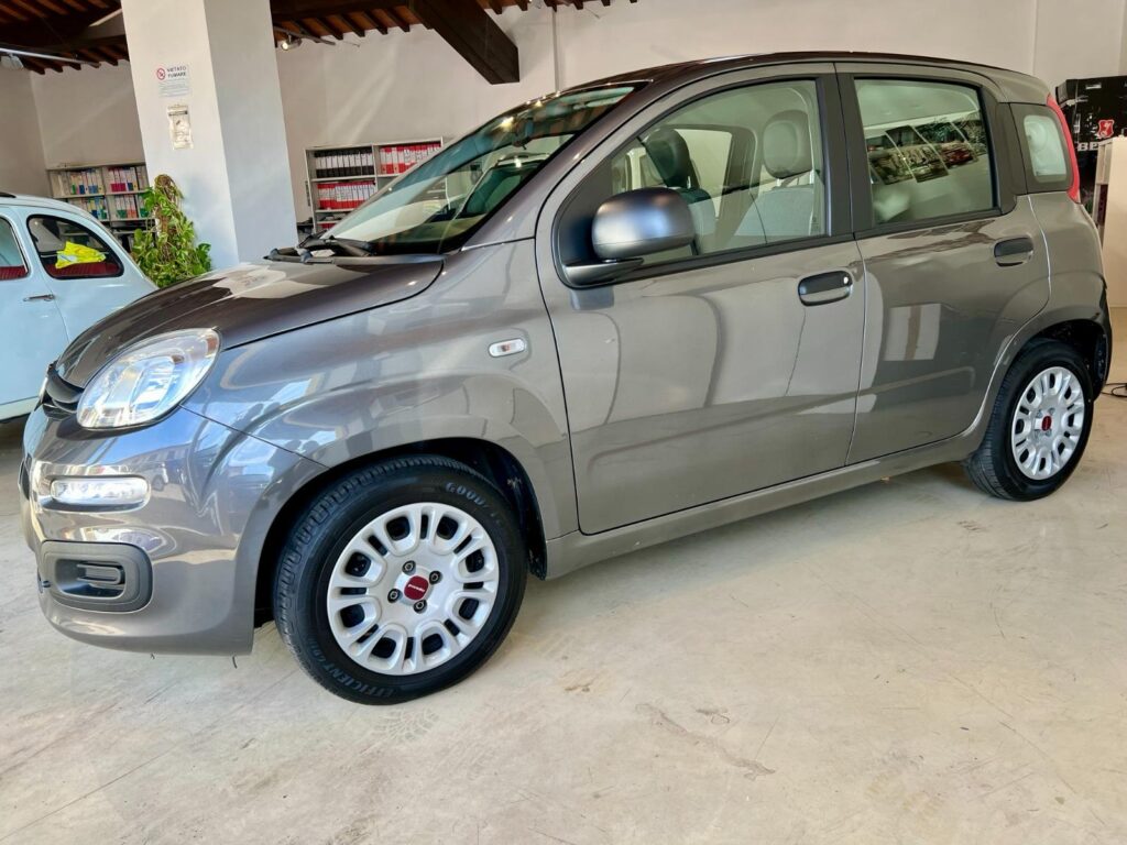 FIAT PANDA 1.0 HYBRID 70cv EASY