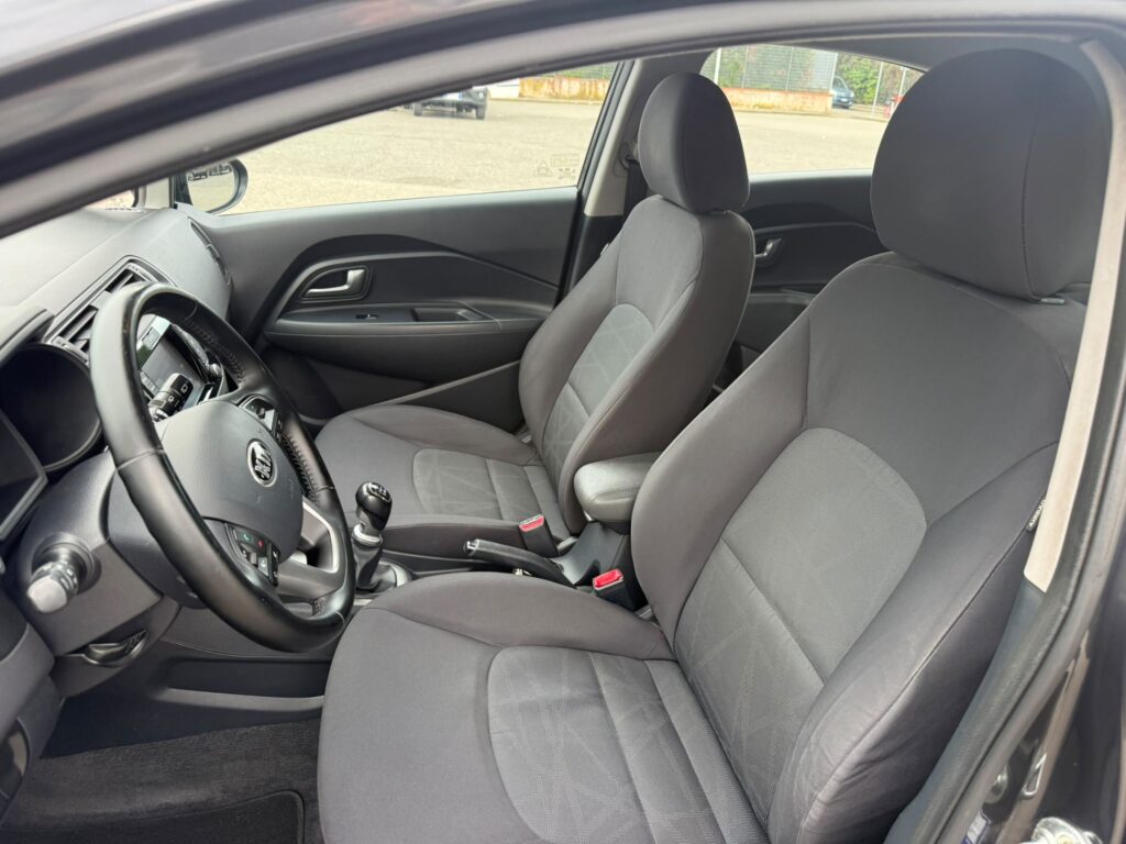 KIA RIO 1.1 crdi 75cv Collection